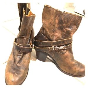 Corral boots. Vintage style, Indie spirit ,leather